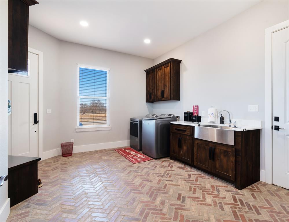 QUAIL HOLLOW ESTATES - Residential