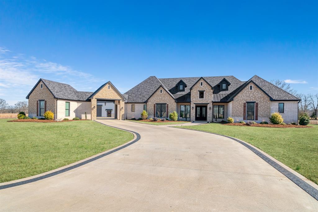 QUAIL HOLLOW ESTATES - Residential