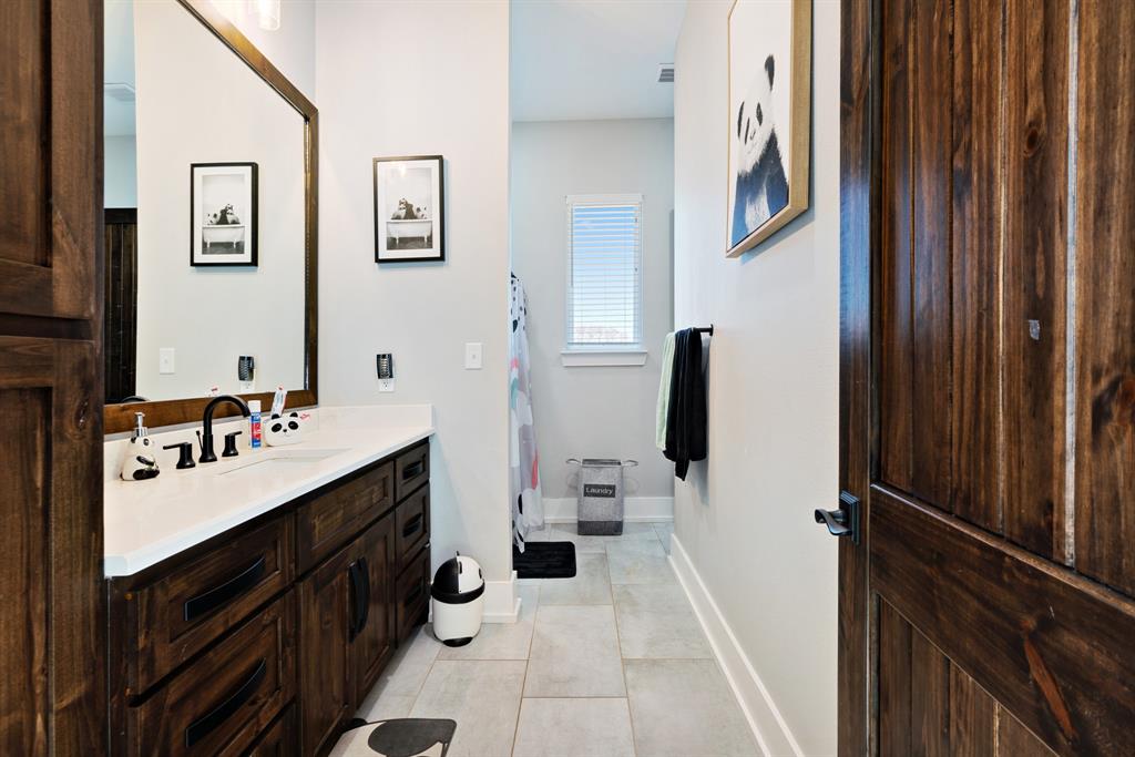 QUAIL HOLLOW ESTATES - Residential