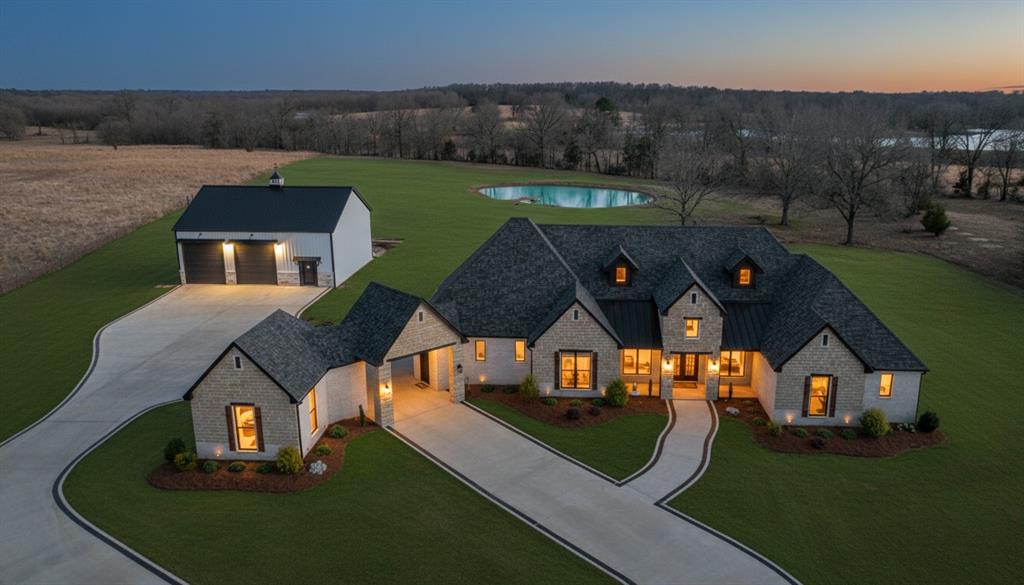 QUAIL HOLLOW ESTATES - Residential