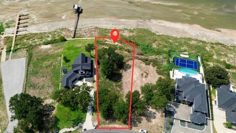 Photo of 1578 Shoreline Drive, Mabank, TX 75143 (MLS # 21385132)