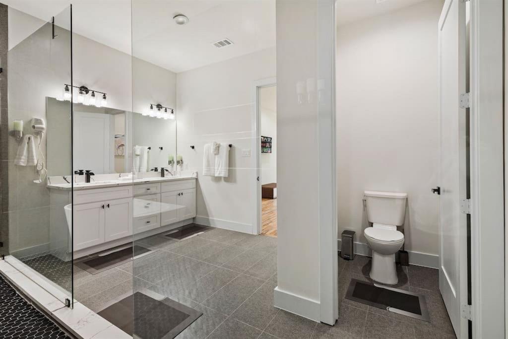 BELMONT SUBURBAN - Residential Lease