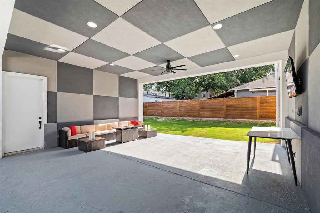 BELMONT SUBURBAN - Residential Lease