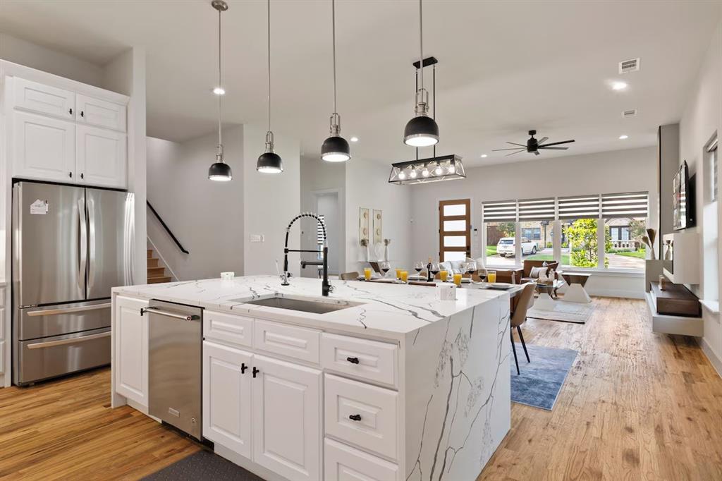 BELMONT SUBURBAN - Residential Lease