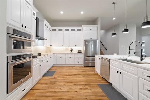 Tiny photo for 5942 Prospect Avenue, Dallas, TX 75206 (MLS # 21084440)