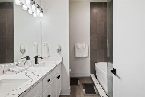 Tiny photo for 5942 Prospect Avenue, Dallas, TX 75206 (MLS # 21084440)