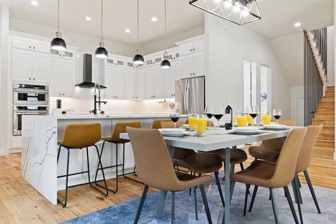 Tiny photo for 5942 Prospect Avenue, Dallas, TX 75206 (MLS # 21084440)