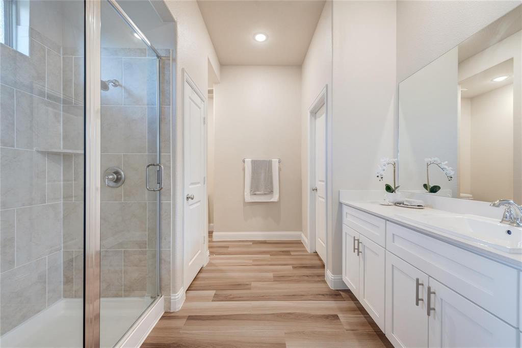 Riverside Place - Residential Lease