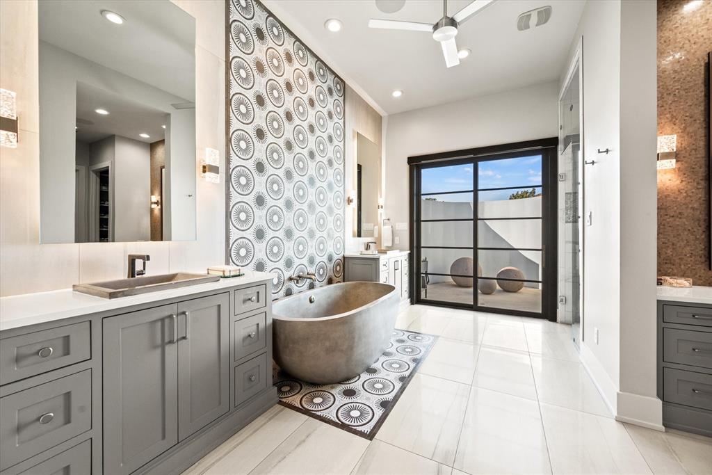 The Enclaves At Chateau Du Lac - Residential