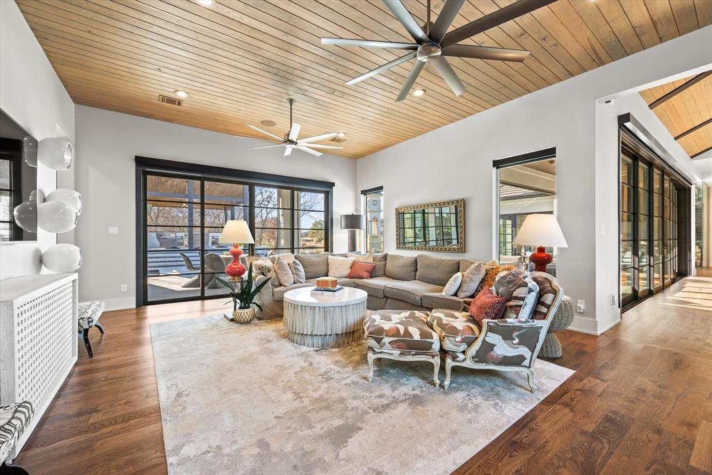 The Enclaves At Chateau Du Lac - Residential