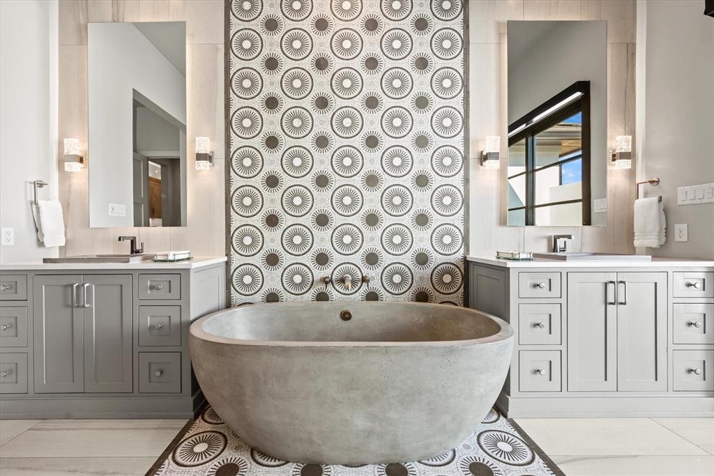 The Enclaves At Chateau Du Lac - Residential