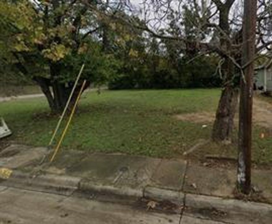 Unleash your creativity on this residential vacant lot in Dallas. Located just 15 minutes south of Downtown, this lot is an excellent opportunity for your next new build. Whether you’re ready to construct your dream home or add to your real estate portfolio, this property offers great potential. Buyers and their agents should verify all details, including lot dimensions, zoning, and building codes, before proceeding with a contract.