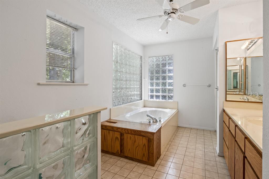 Thunderbird Point - Residential