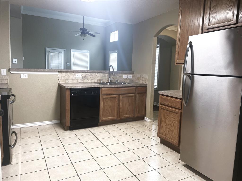 Sundown Ranch Ph 3 - Residential Lease