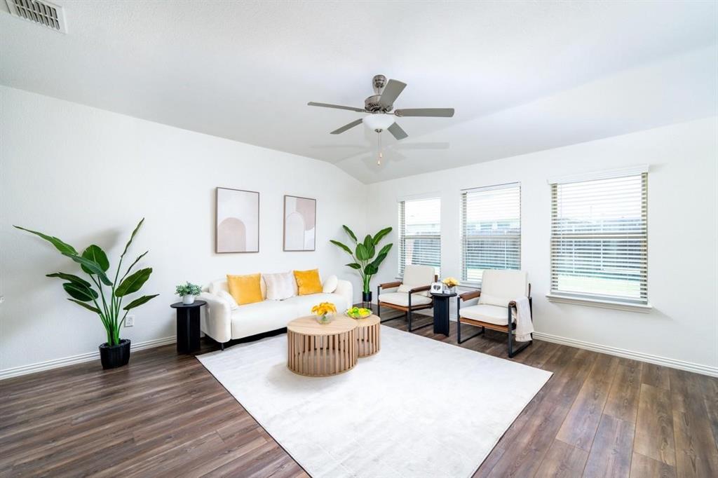 1215 Chapel Hill Drive