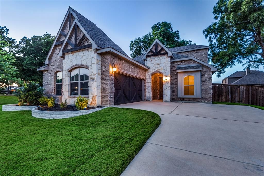 Photo of 4033 Orchard Park Lane, Midlothian, TX 76065 (MLS # 21273250)
