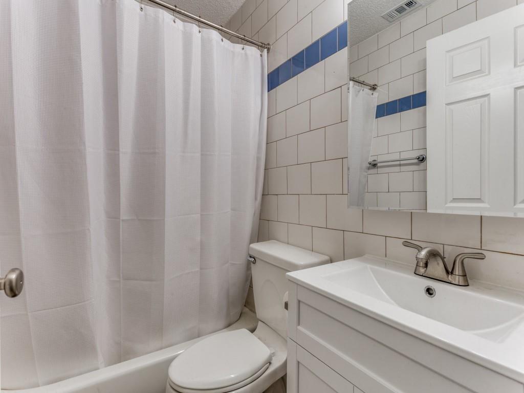 Hurst, Texas 76053, United States, 2 Bedrooms Bedrooms, ,1 BathroomBathrooms,Residential,Active,156928