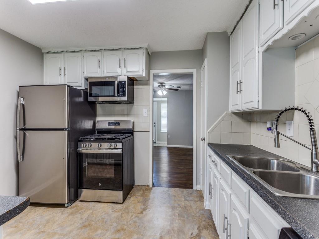 Hurst, Texas 76053, United States, 2 Bedrooms Bedrooms, ,1 BathroomBathrooms,Residential,Active,156928