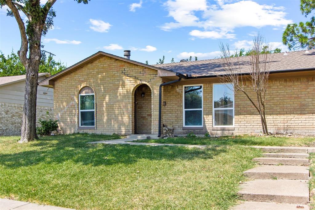 1301 Sam Houston Drive 1301 & 1303