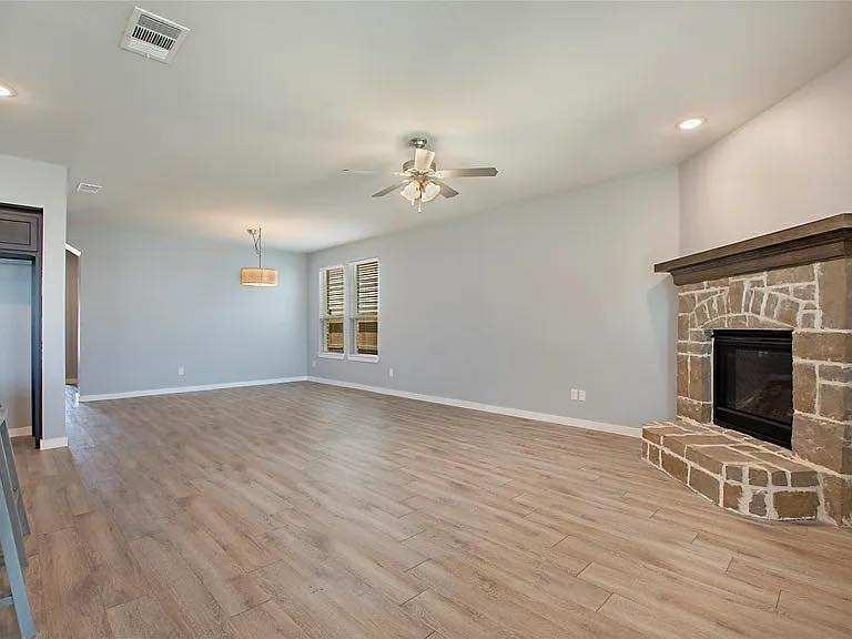 Waterscape Phase 1 - Residential Lease