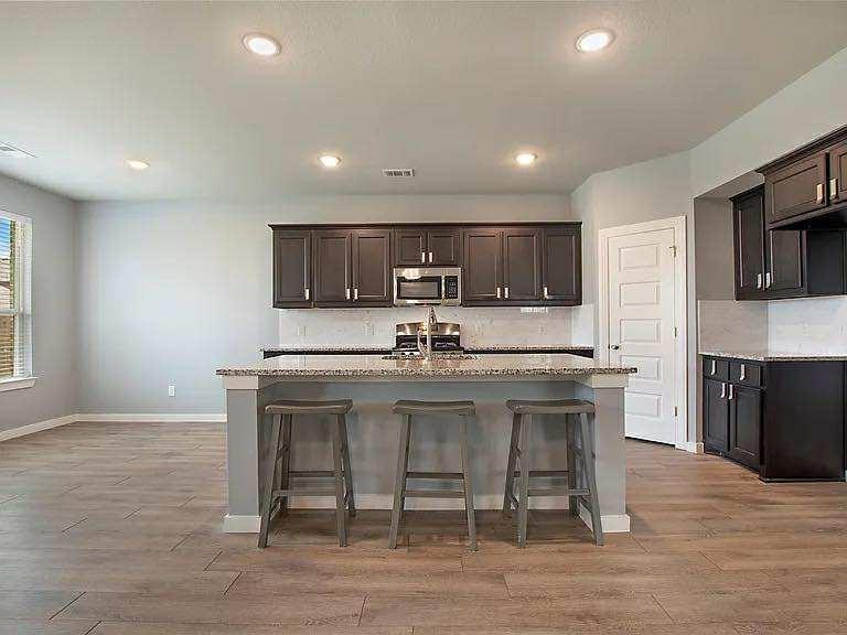 Waterscape Phase 1 - Residential Lease