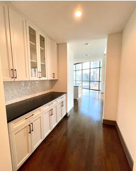 Tiny photo for 2323 N Akard Street #1501, Dallas, TX 75201 (MLS # 21187212)