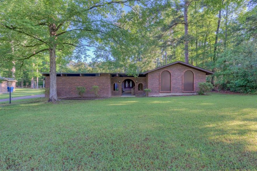 What a Great price in a Beautiful neighborhood! With a Breezeway and courtyard, just walking up to the front door you will see all the potential beauty in this one. With two living areas, 3 bedrooms and 3 bathrooms this home has plenty of room for family and entertaining. The outdoor covered patio and large fenced yard is perfect for enjoying the beautiful warm weather. Theres also a two car garage and additional storage shed in the back yard. You won't want to wait on this one! Priced to sell!