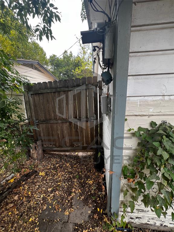 2662 Greenhurst Drive