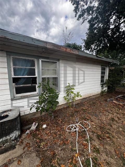 2662 Greenhurst Drive Farmers Branch TX 75234