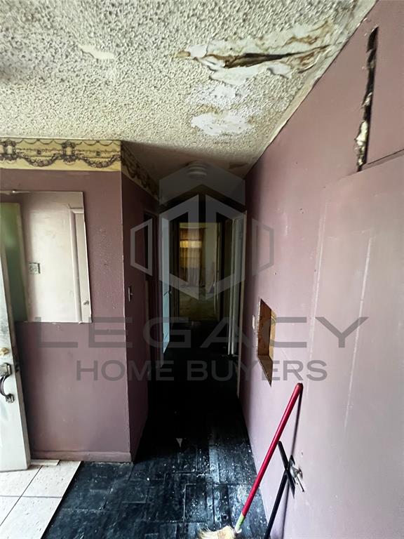 2662 Greenhurst Drive