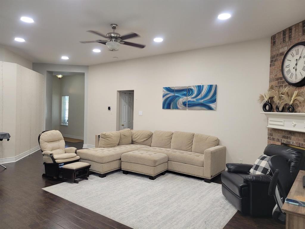 700 Auburndale Drive