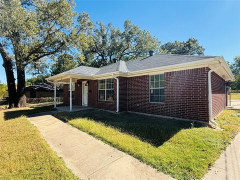 910 Van Zandt Street Paris TX 75460
