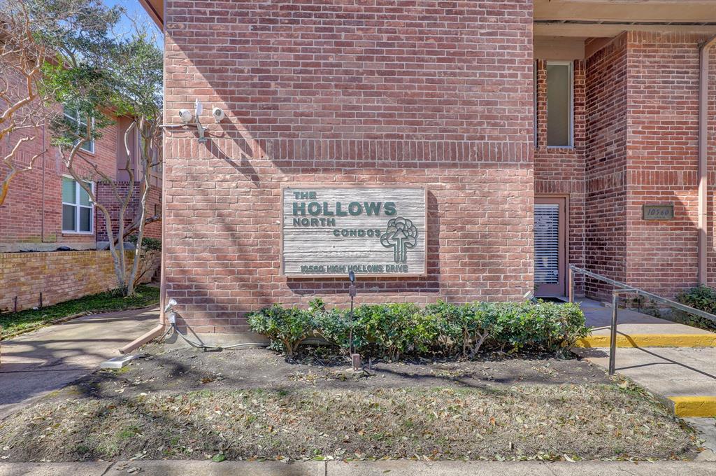 Hollows North Condo - Residential