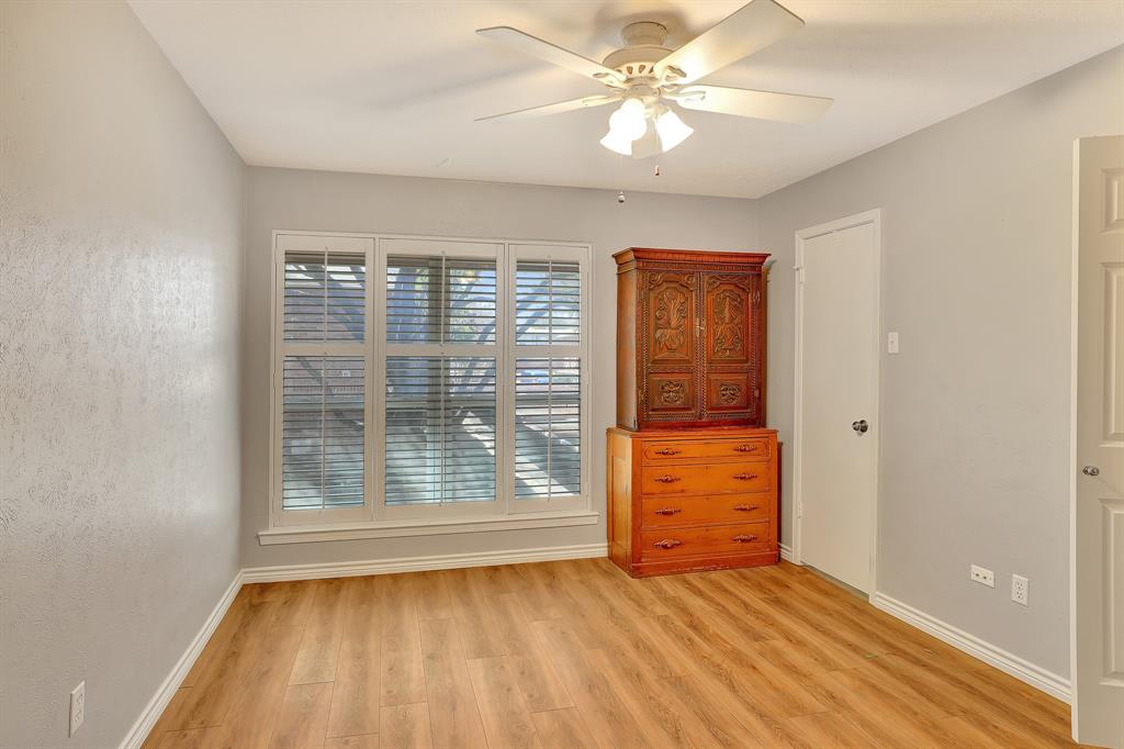 Hollows North Condo - Residential