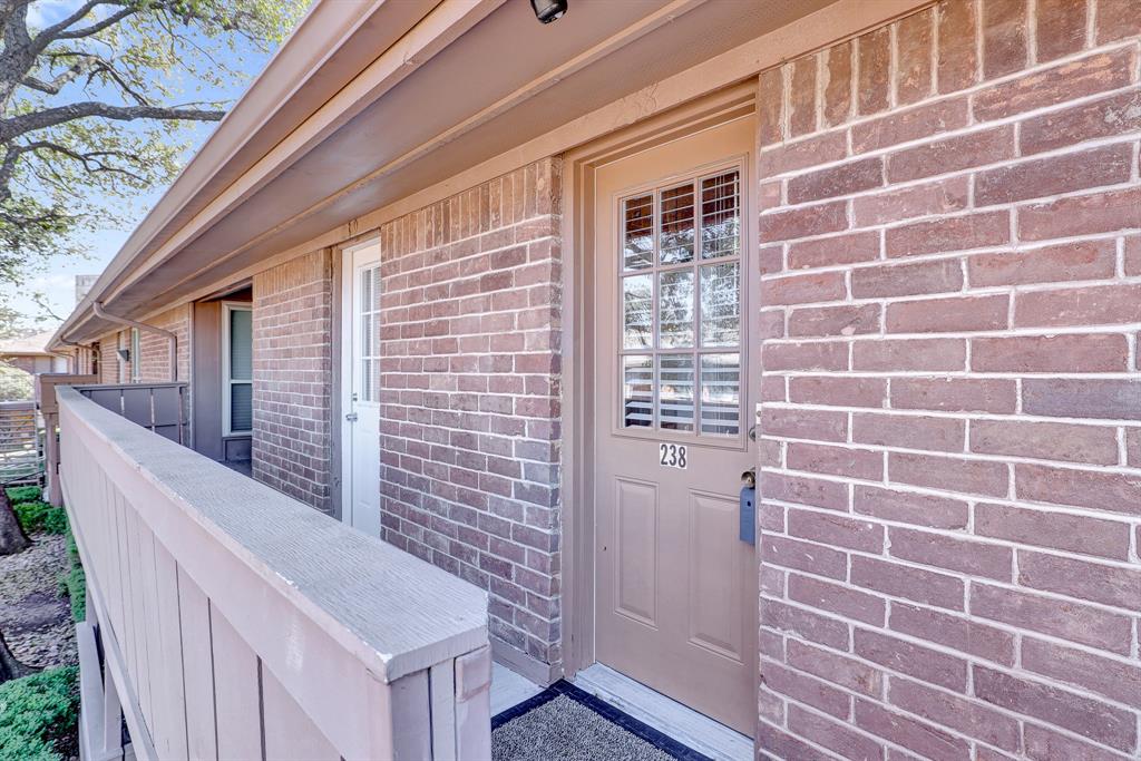 Hollows North Condo - Residential