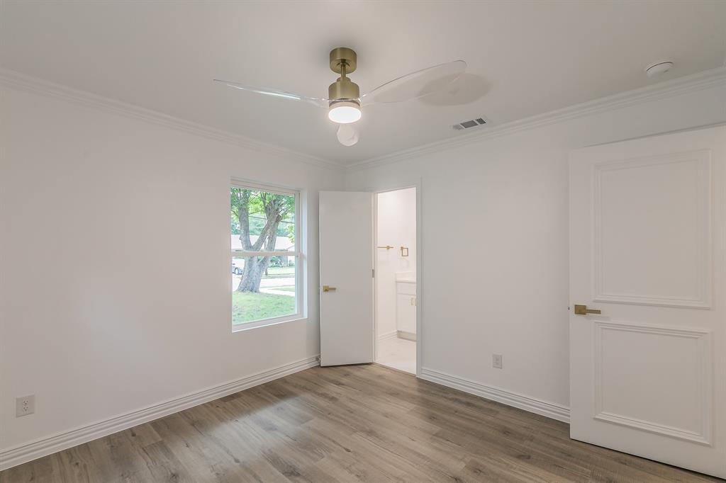 Cedar Heights Acreage - Residential