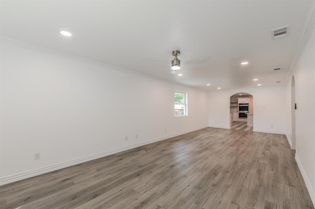 Cedar Heights Acreage - Residential