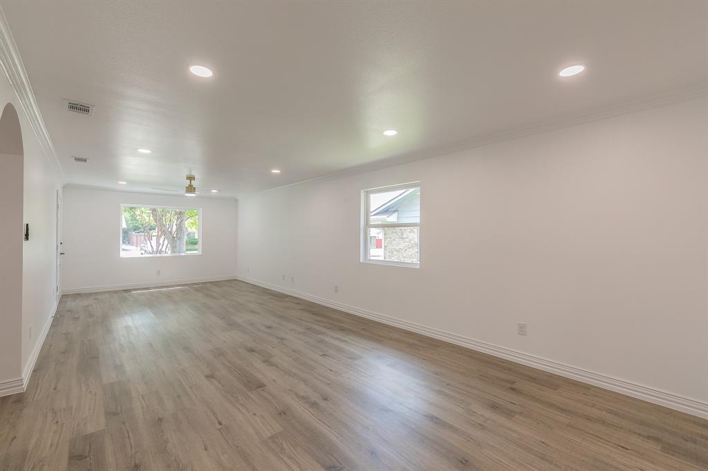 Cedar Heights Acreage - Residential