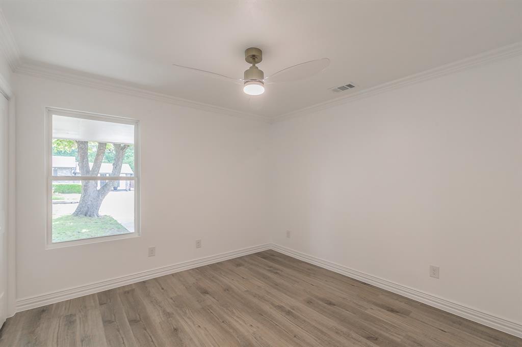 Cedar Heights Acreage - Residential