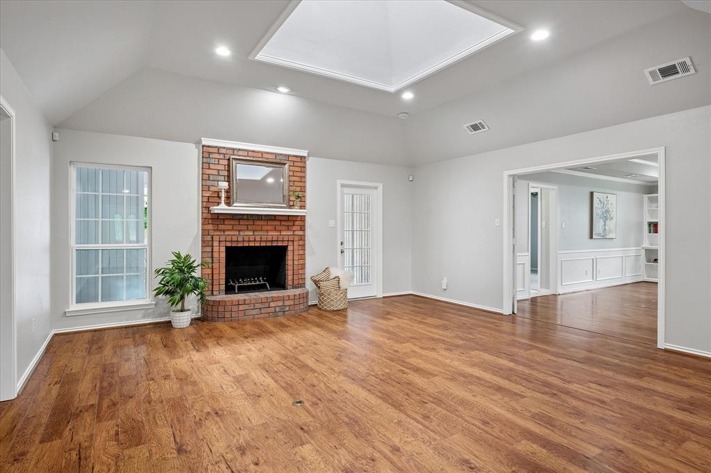 3912 Brookside Drive