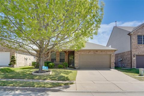 Photo of 8928 Silent Brook Lane, Fort Worth, TX 76244 (MLS # 21227667)