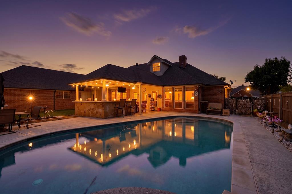 2505 Inverrary Drive