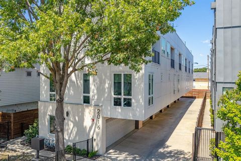 2016 N Fitzhugh Avenue 105 Dallas TX 75204