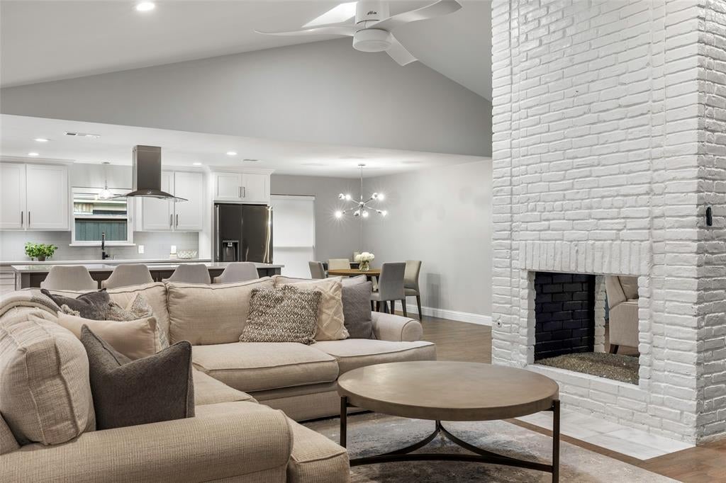 6639 Clearhaven Circle
