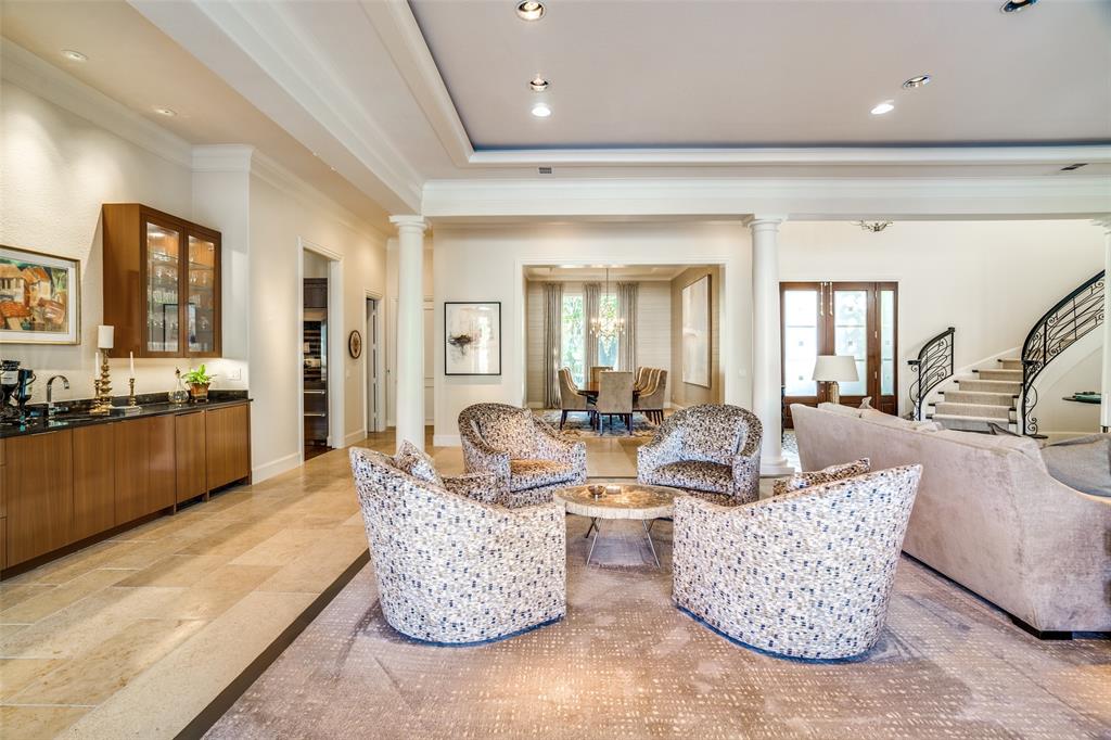 Estates 04 - Residential