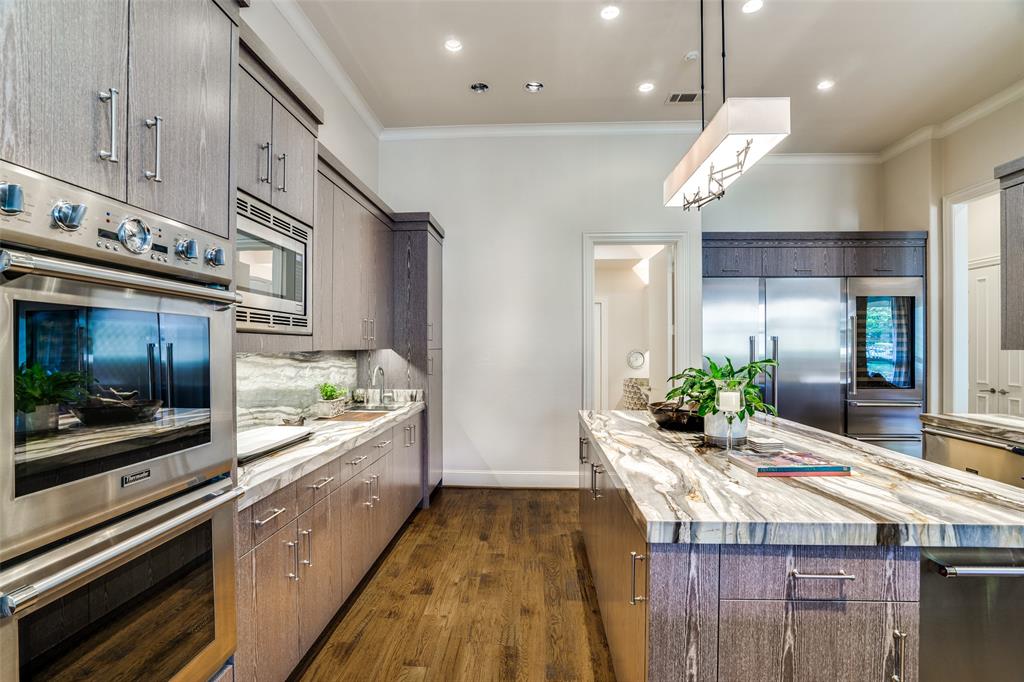 Estates 04 - Residential