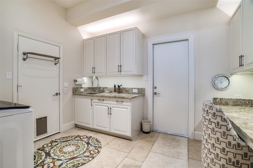 Estates 04 - Residential