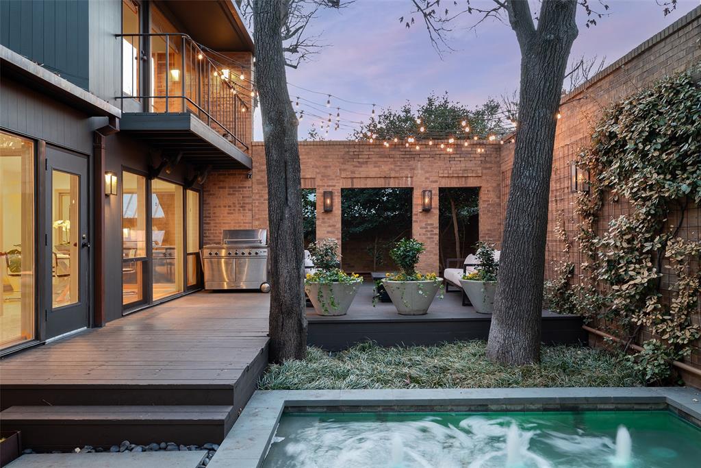 Fifty Seven Hundred Royal - Residential