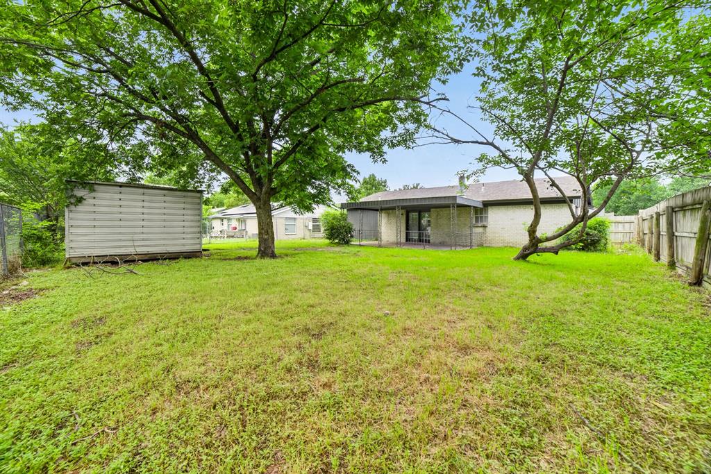 15131 Oakwood Lane