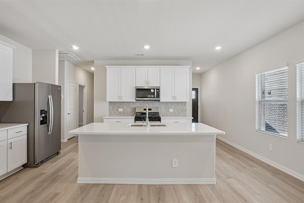 805 Leavenworth Drive